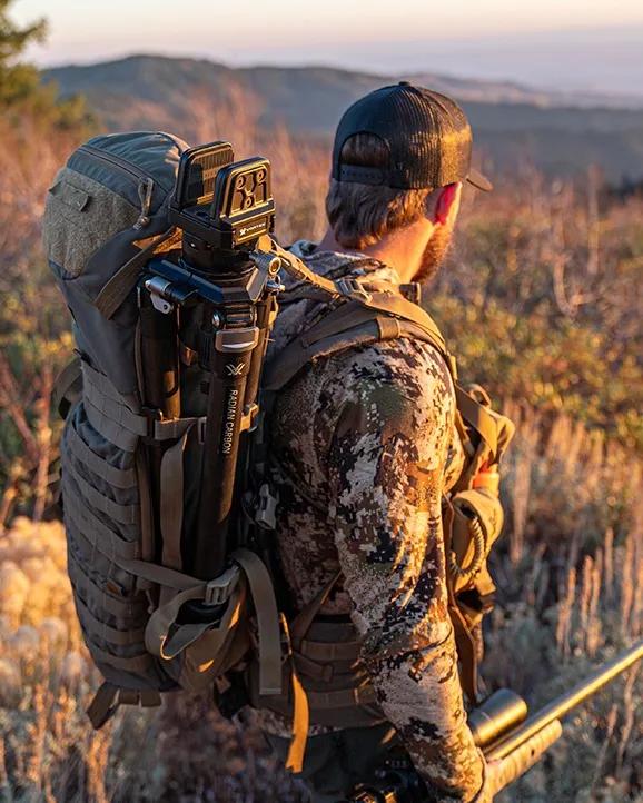 Vortex Radian Carbon Fiber Tripod + Leveling Head - Image 3