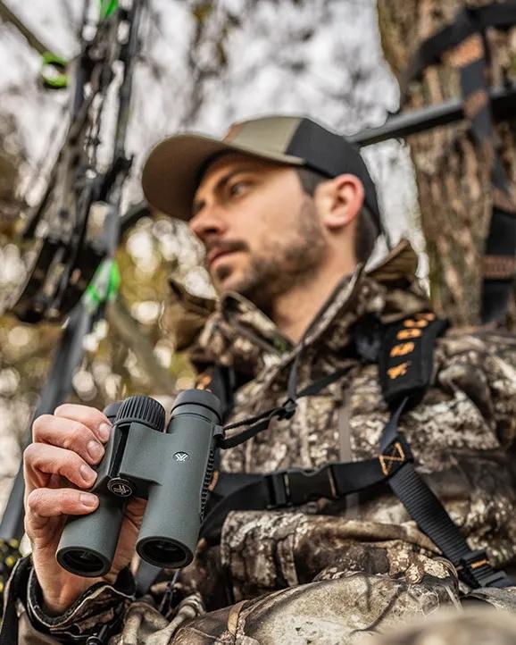 Vortex Triumph HD 10x28 Binocular - Image 6